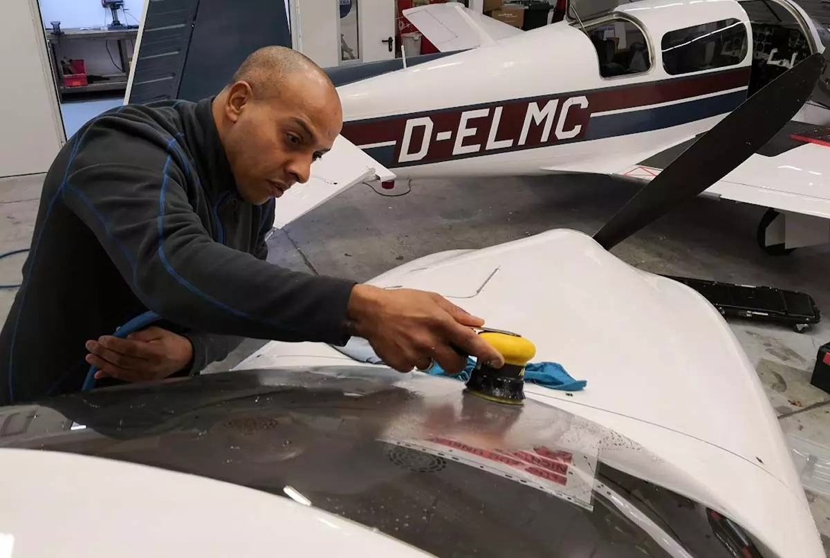 Flugzeugaufbereitung in Koblenz