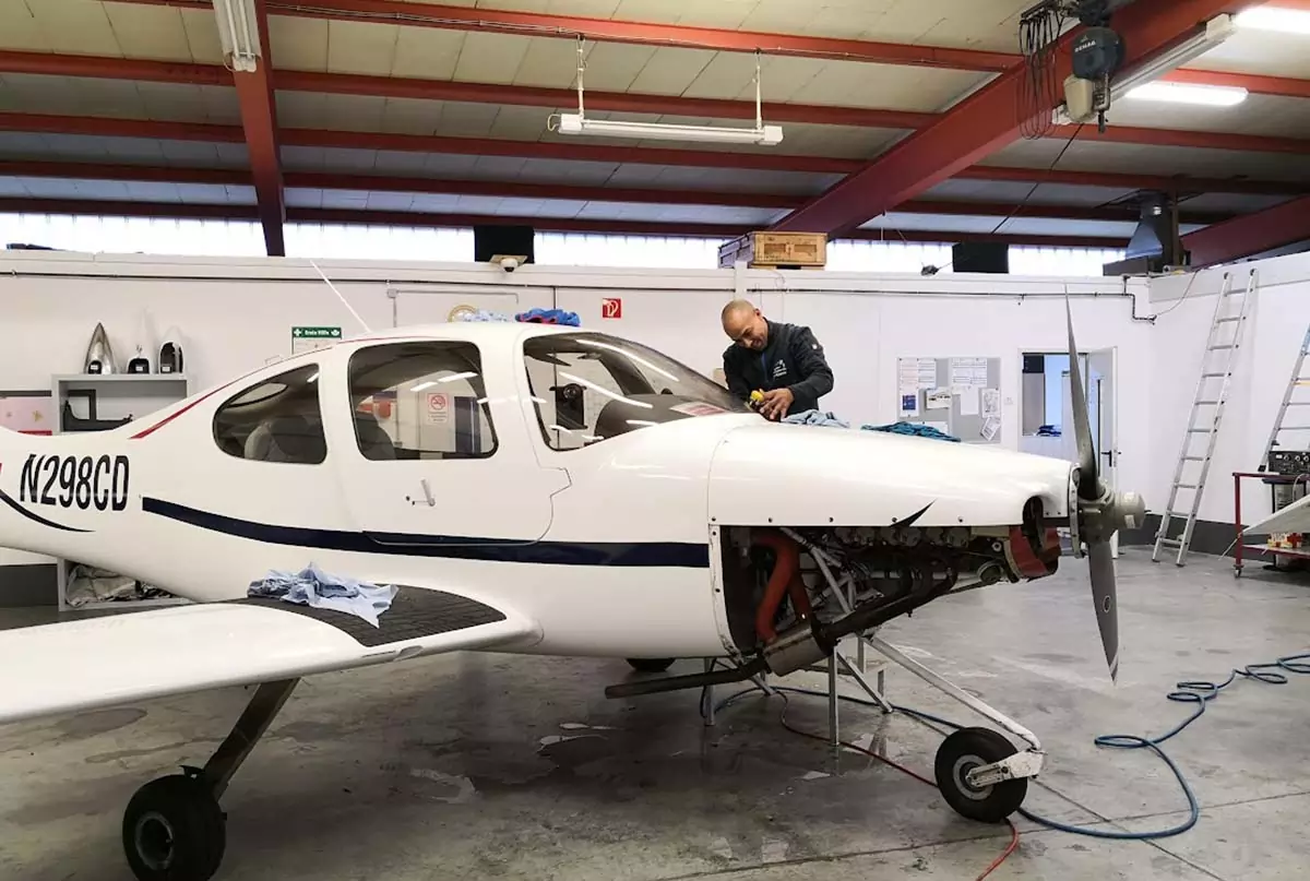 Aufbereitung Flugzeug