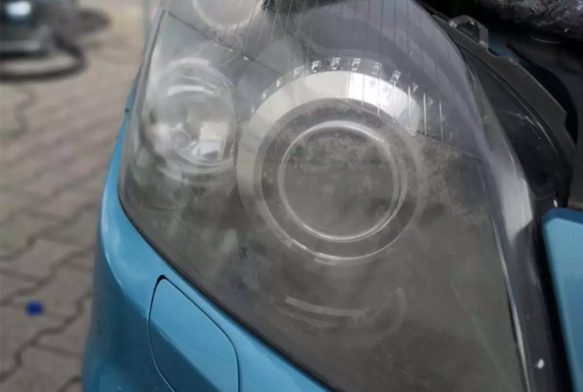 Scheinwerferaufbereitung