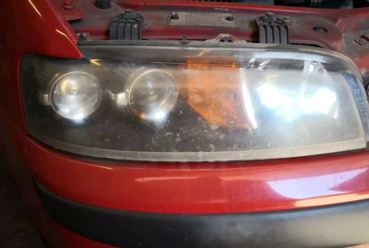 Scheinwerferaufbereitung